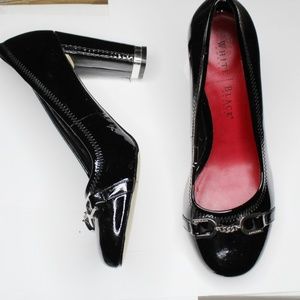 White house Black Market Chunky heel